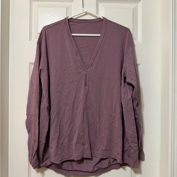 lululemon athletica Tops - Lululemon back in action long sleeve shirt size 10 vvvguc